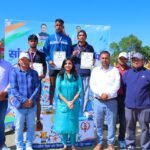 jiladhikaree-ne-sansd-chainpiynship-tr-fee-men-phunchkr-bdhaya-khilaadiyon-ka.jpeg